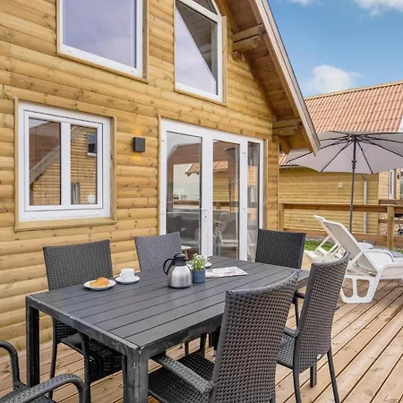 2 Bedroom Gorgeous In Holiday home Tranekaer