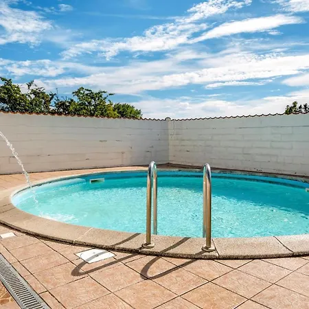 2 Bedroom Gorgeous In Holiday home Tranekaer