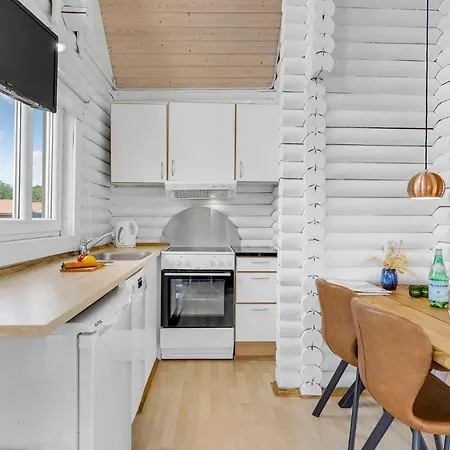 2 Bedroom Gorgeous In Holiday home Tranekaer